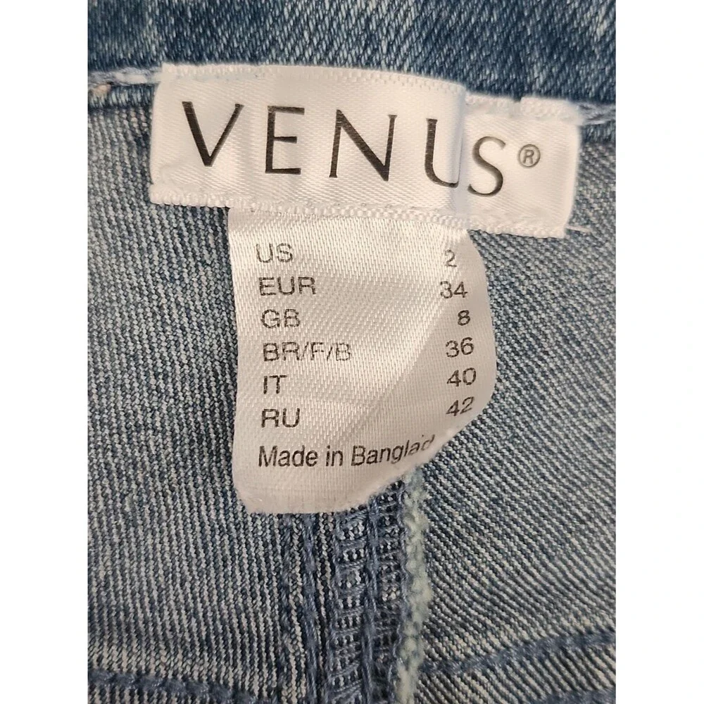 VENUS (Jeans & Polo) Low Rise Light Blue Wash Cut Off Denim Shorts, 2